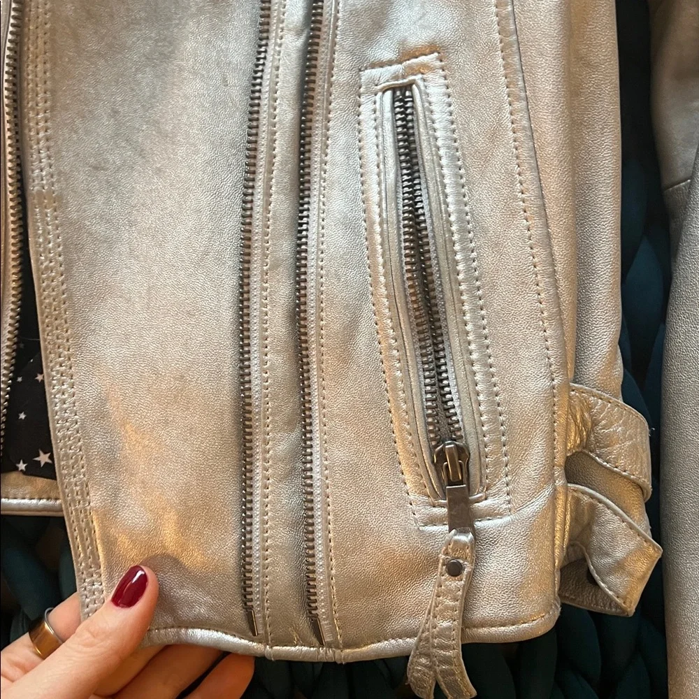 Joie Silver Leather Jacket- SZ Small - Picture 4 of 13